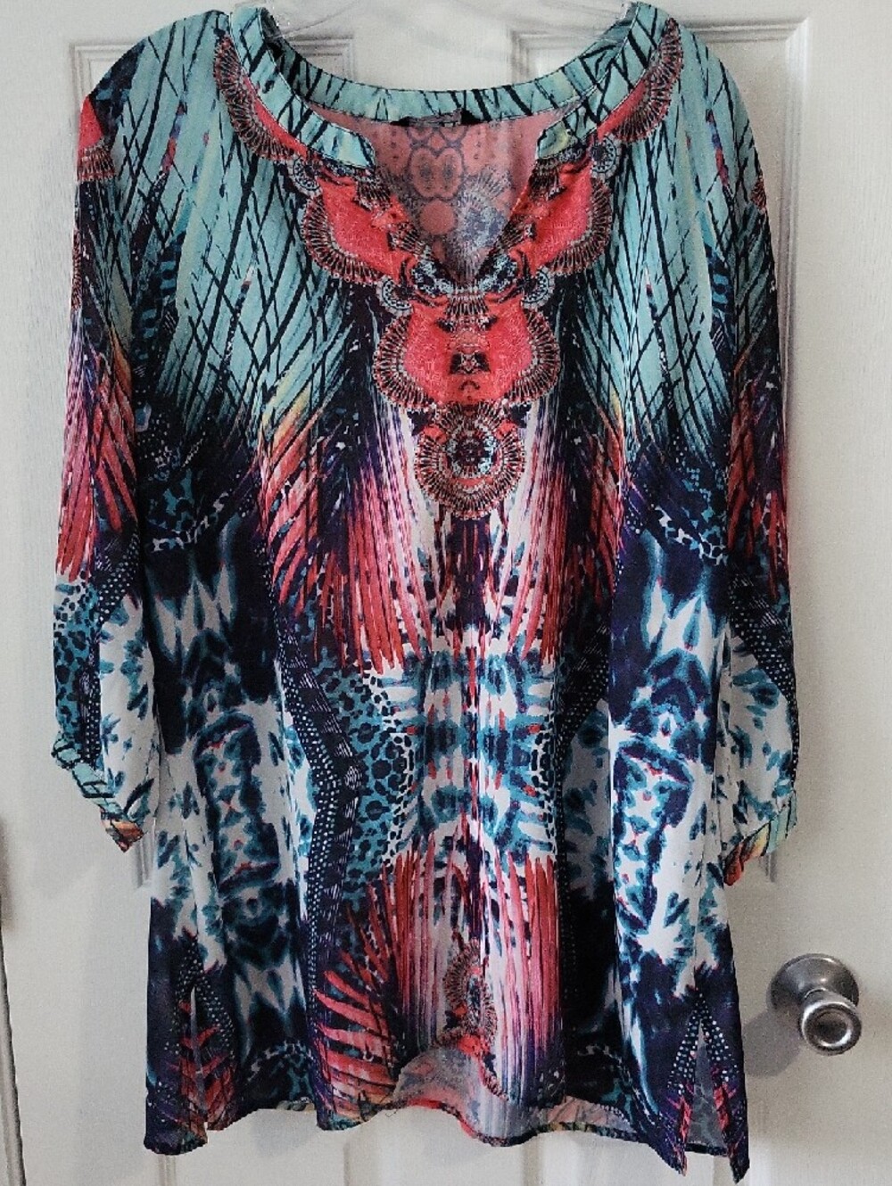 Tribal Coral & Teal Boho Print V-Neck Top Size XL